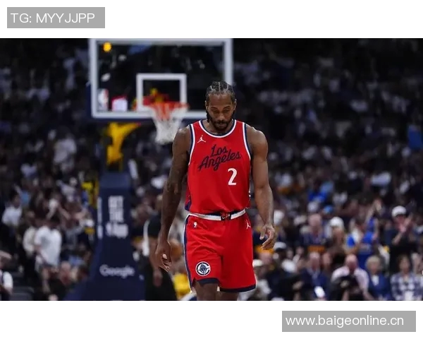 莱昂纳德状态低迷17投7中仅得18分5篮板正负值创赛季新低 莱昂纳德状态低迷17投7中仅得18分5篮板正负值创赛季新低