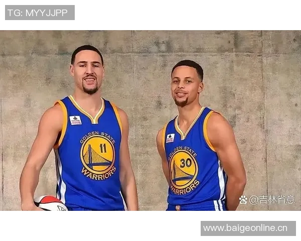 赛斯库里三分命中率对比引热议兄弟俩成新水花组合的可能性探讨 赛斯库里三分命中率对比引热议兄弟俩成新水花组合的可能性探讨